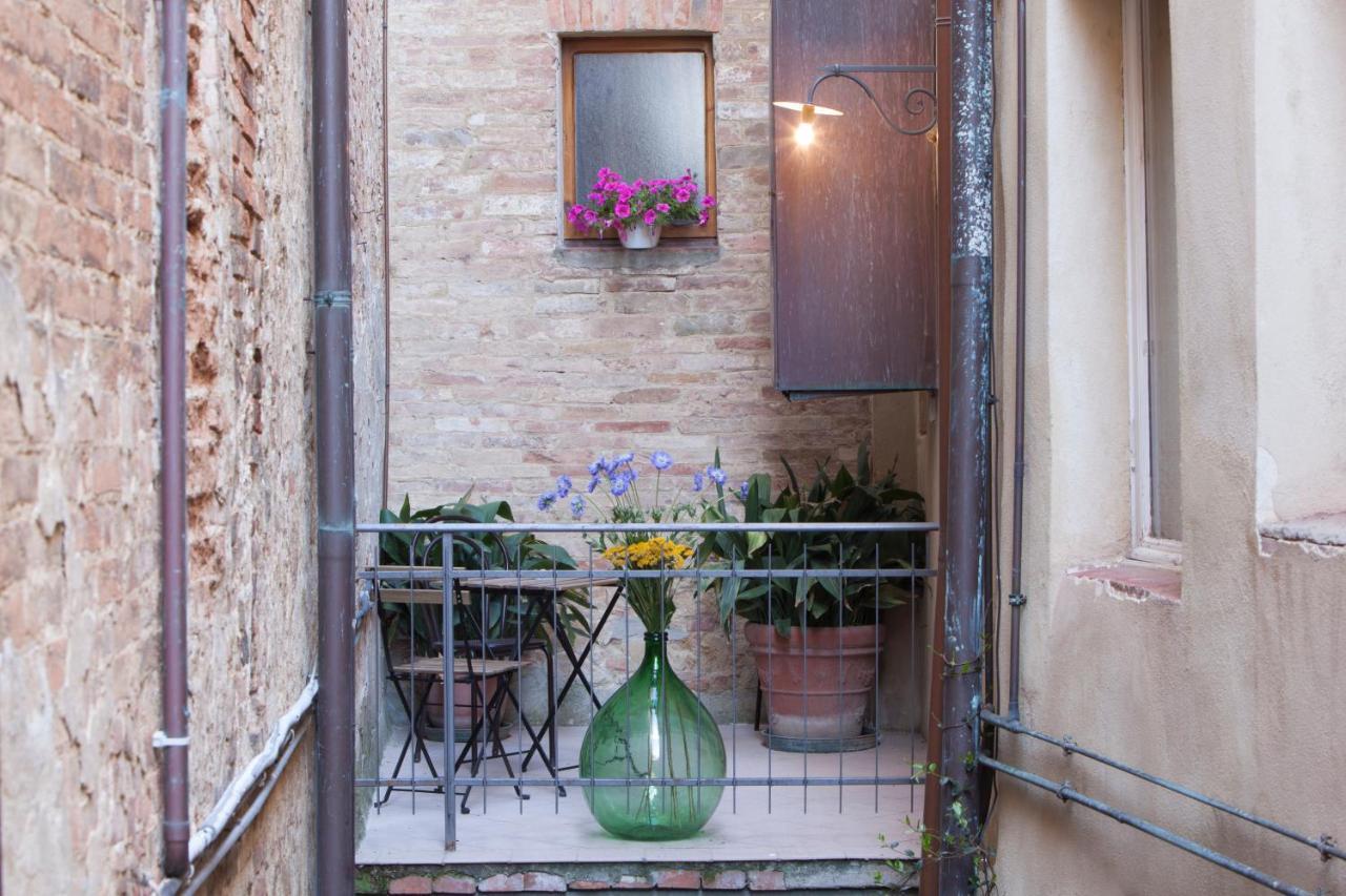 Camere Gozzante Pienza Bagian luar foto