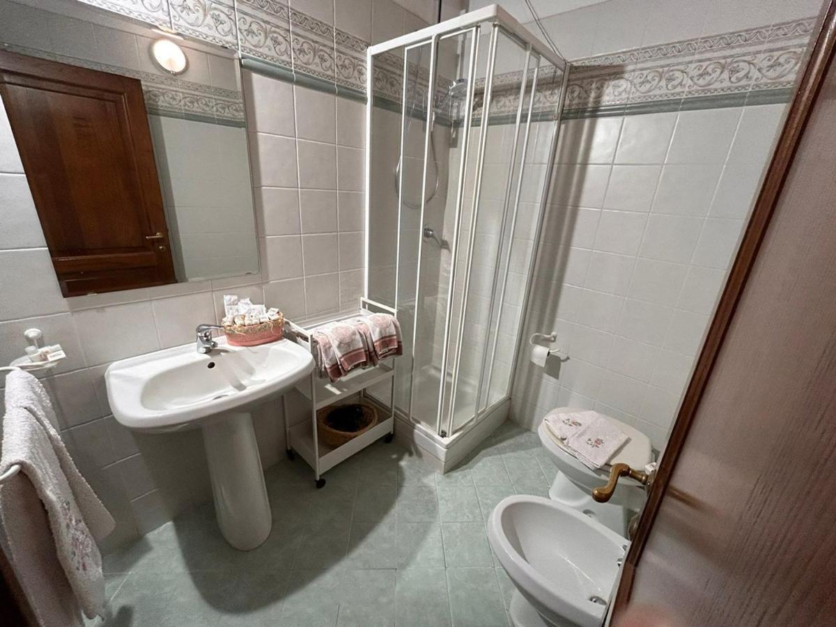 Camere Gozzante Pienza Bagian luar foto
