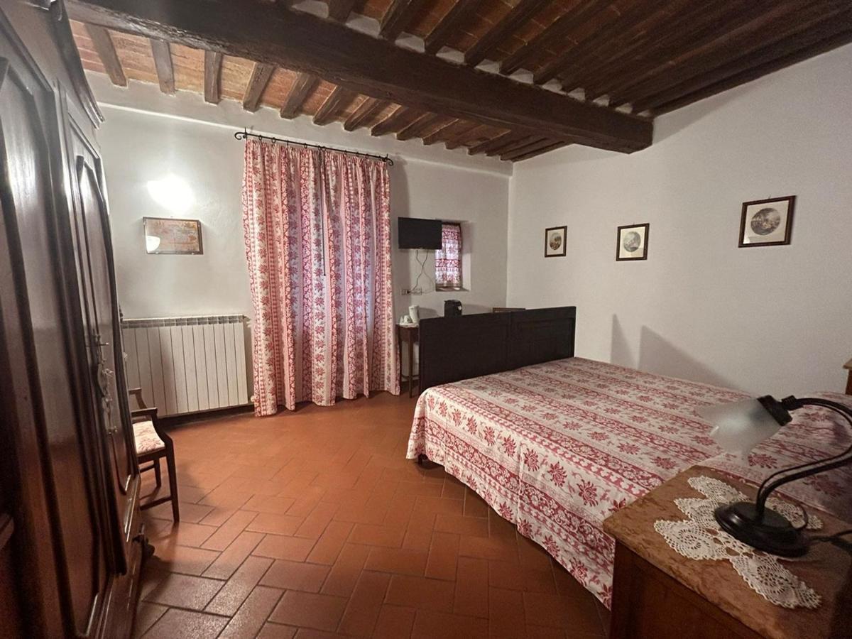 Camere Gozzante Pienza Bagian luar foto