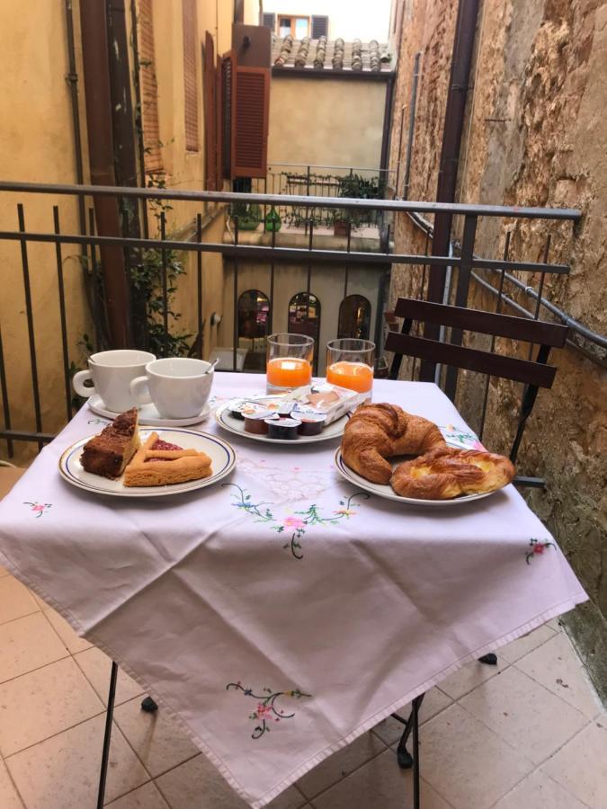 Camere Gozzante Pienza Bagian luar foto