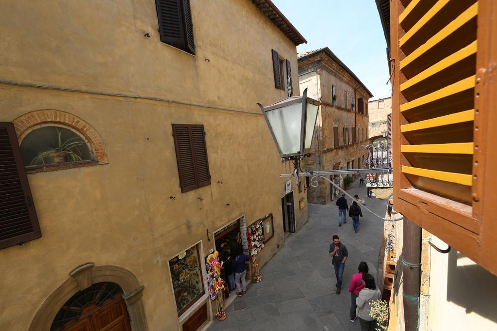 Camere Gozzante Pienza Bagian luar foto