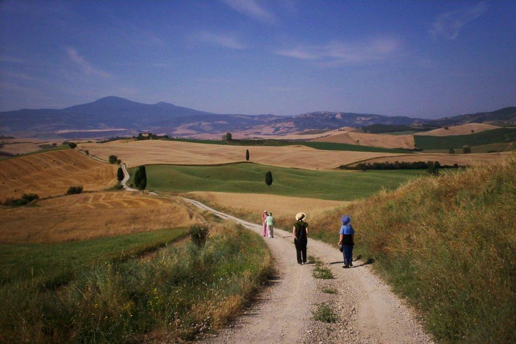 Camere Gozzante Pienza Bagian luar foto