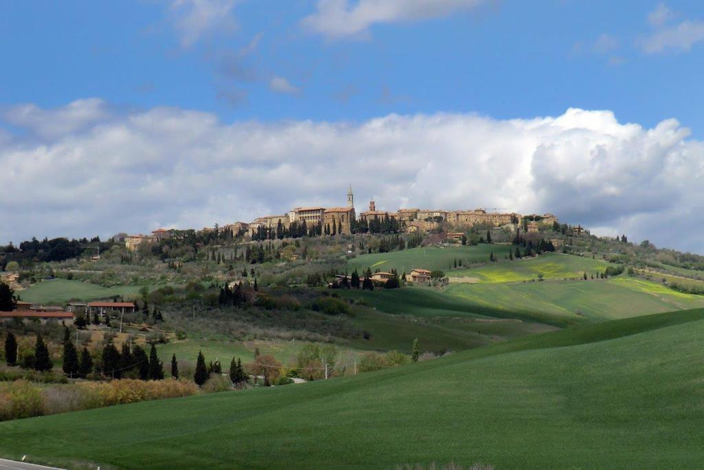 Camere Gozzante Pienza Bagian luar foto